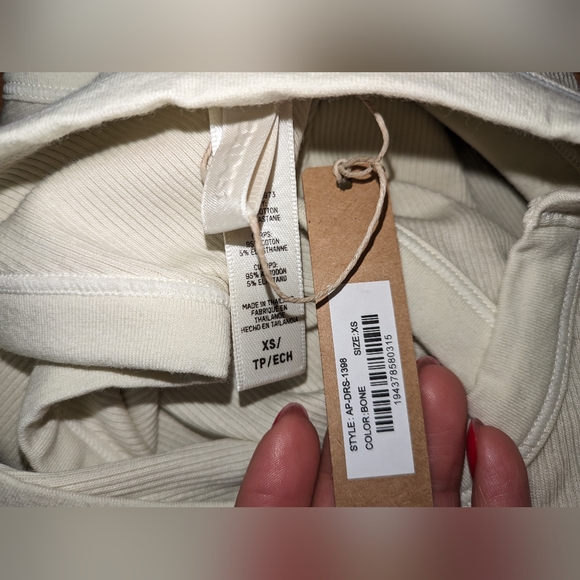 1. NWT SKIMS RIBBED SOFT LOUNGE MINI DRESS IN BONE SIZE XS - Picture 5 of 6